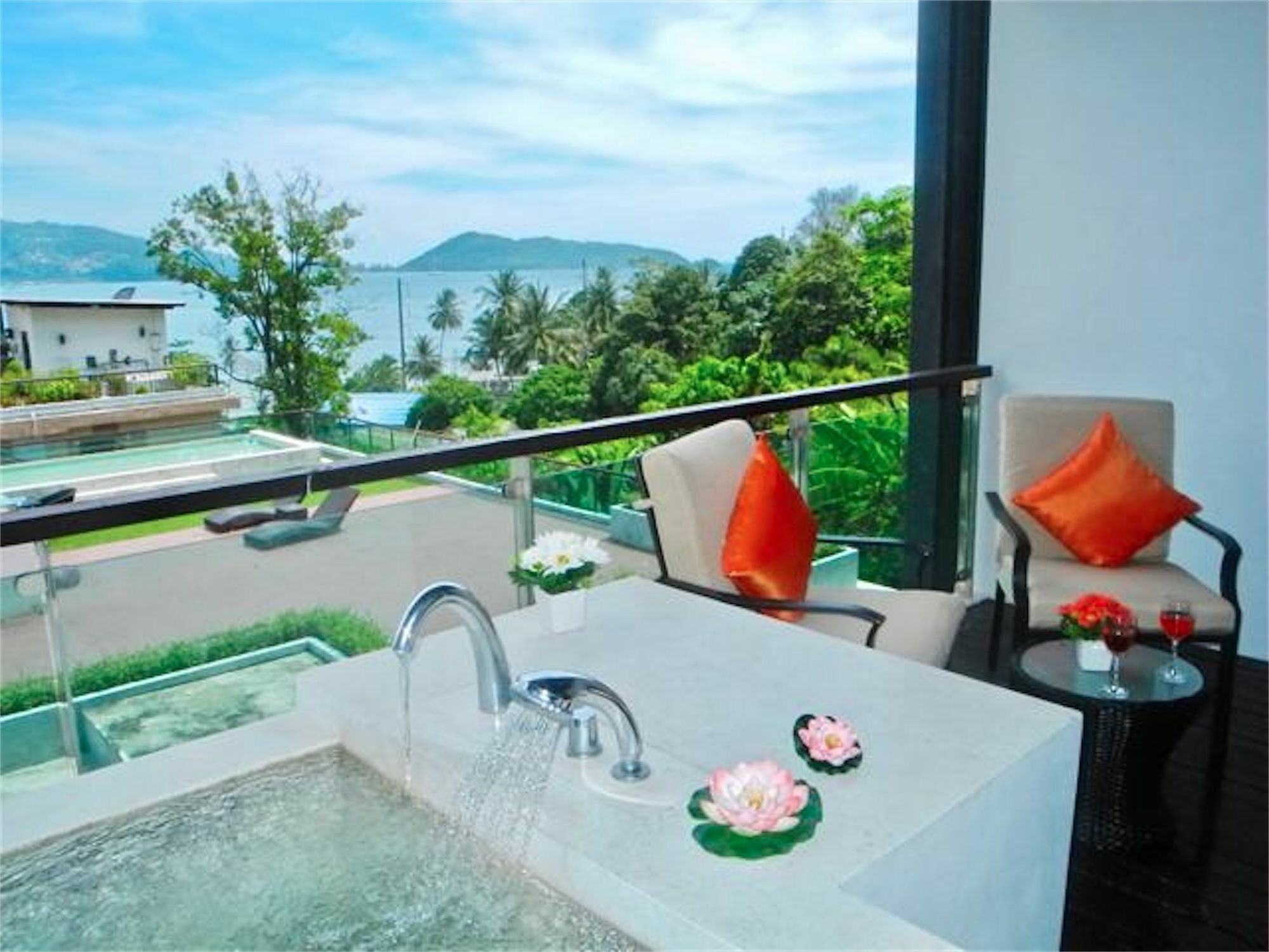 The Privilege Residence : 1 Bedroom Apartment In Patong Exterior foto