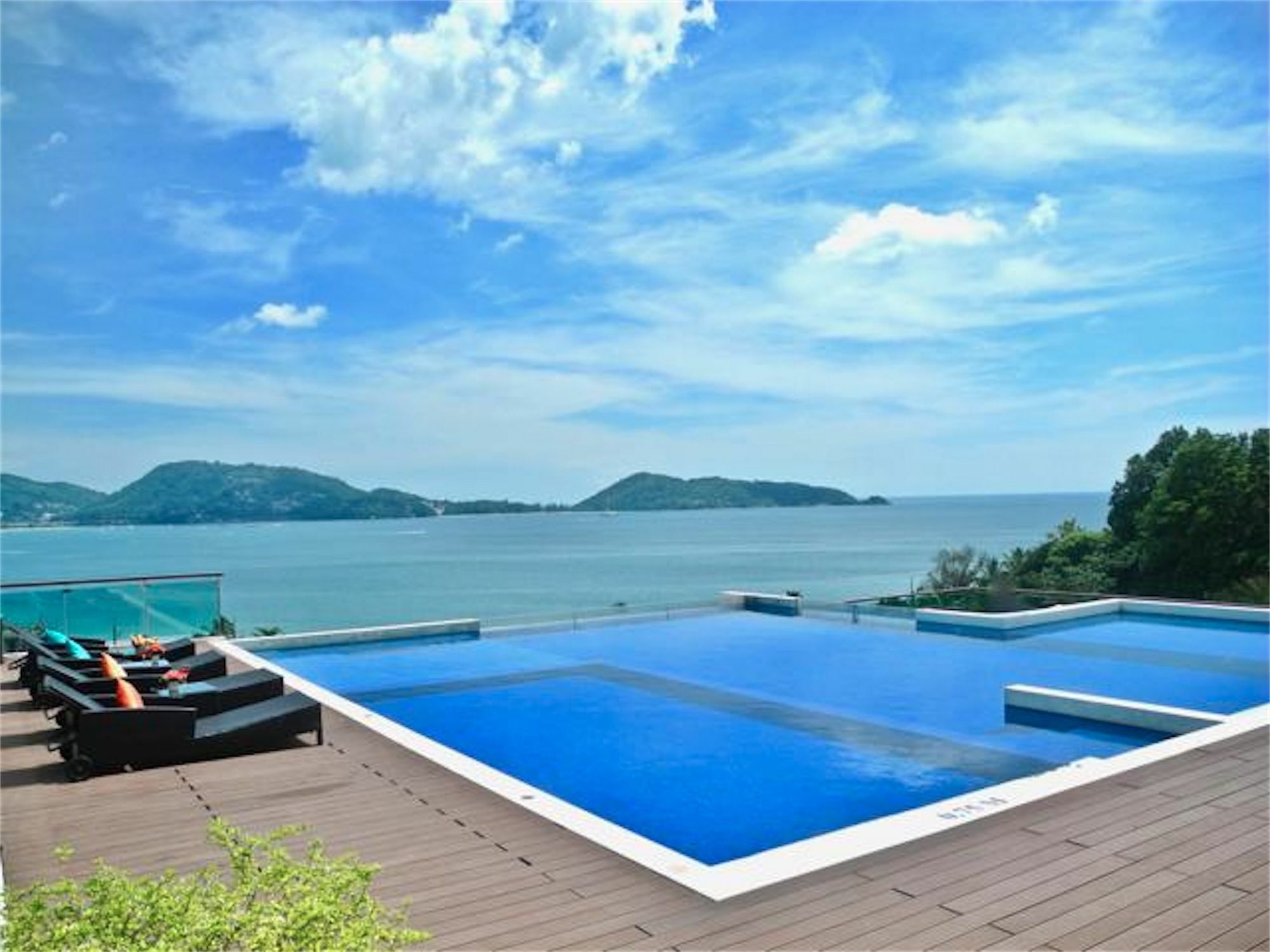 The Privilege Residence : 1 Bedroom Apartment In Patong Exterior foto