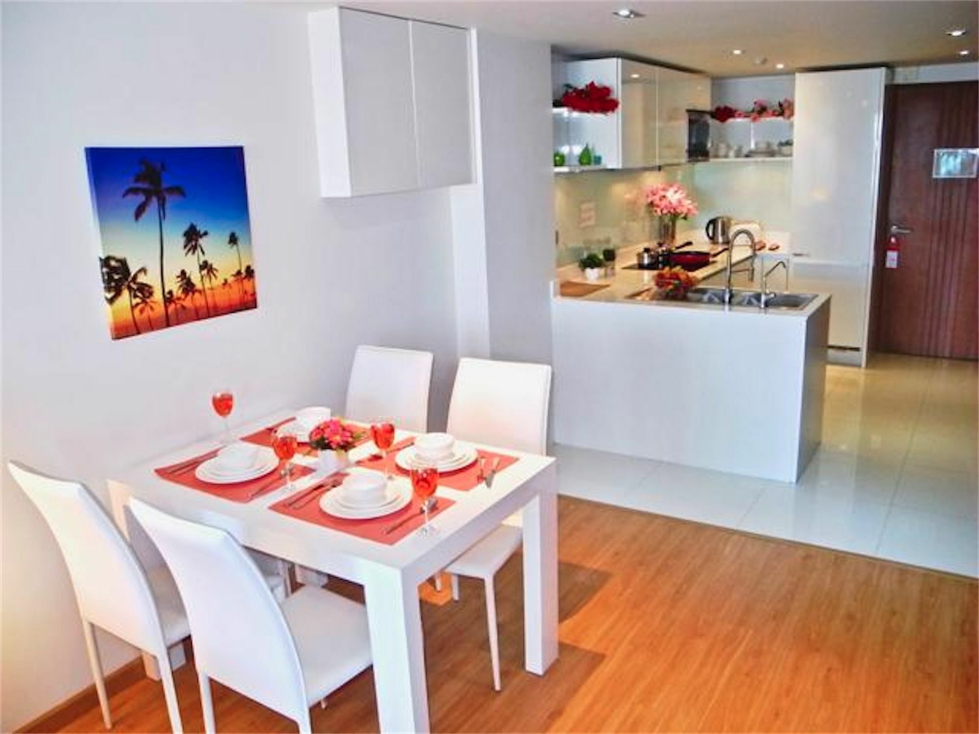 The Privilege Residence : 1 Bedroom Apartment In Patong Exterior foto