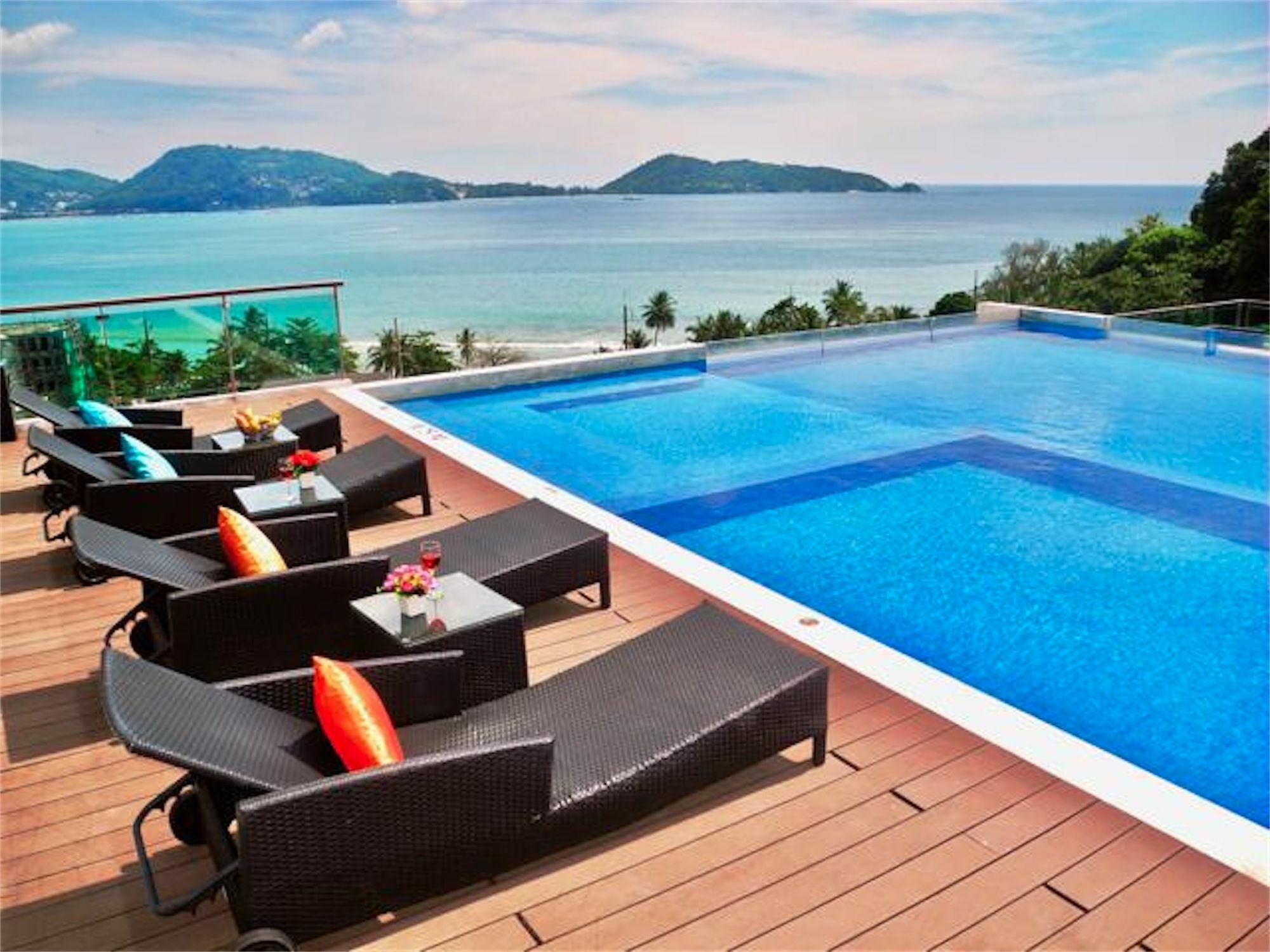 The Privilege Residence : 1 Bedroom Apartment In Patong Exterior foto